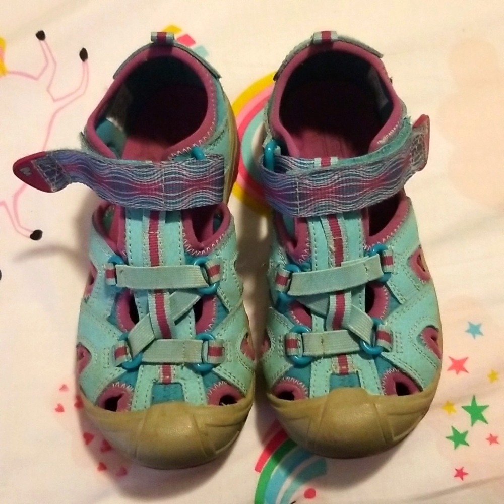 Merrell girls sandles